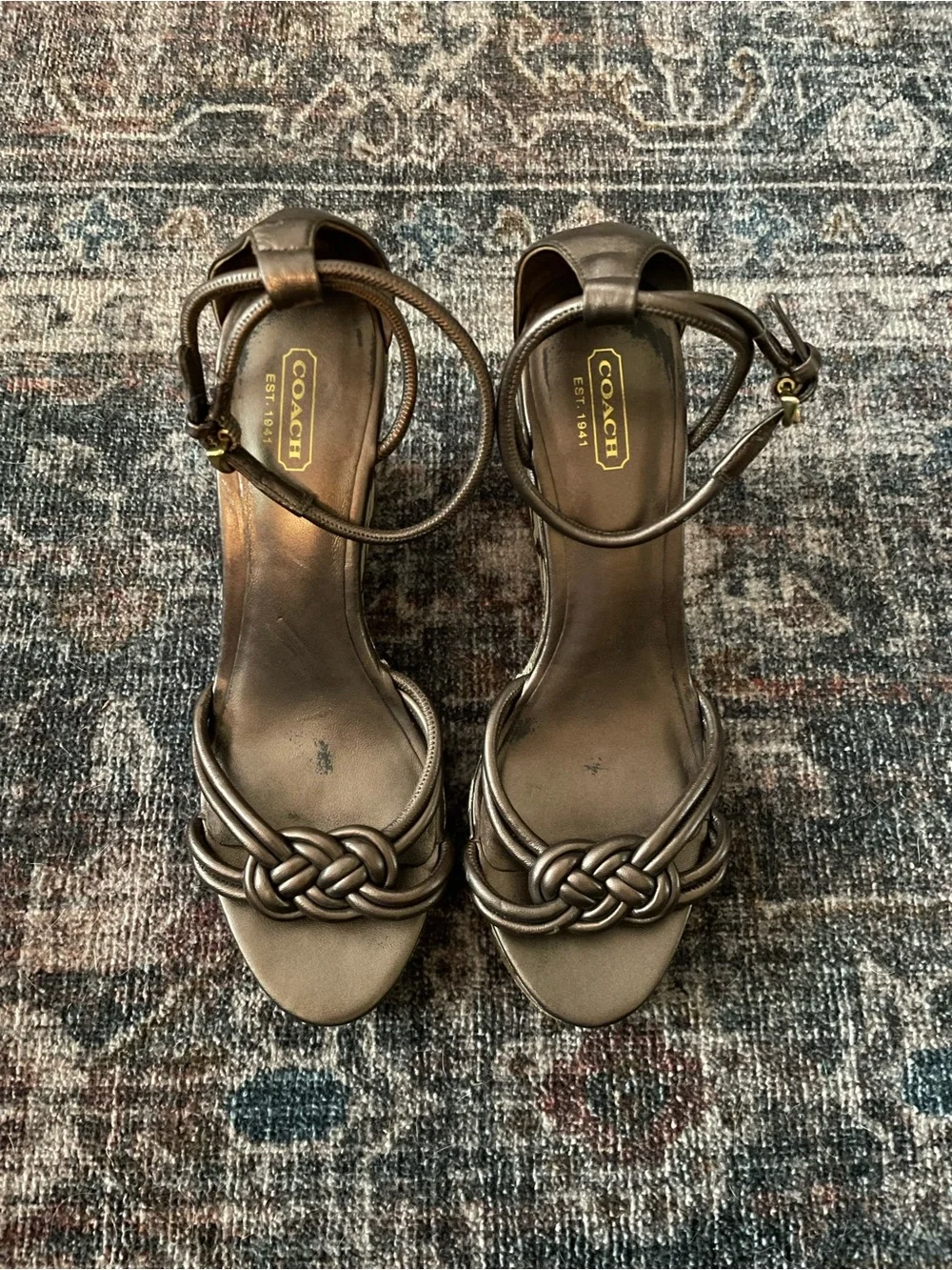Coach Kinsey leather wedge heels size 8 guc